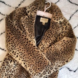 Vtg Look Leopard Print Faux Fur Coat